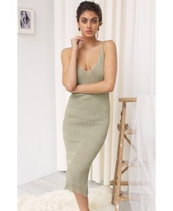 foxy_knit_dress_-_khaki_2_2.thumb.jpg.dbfe1b3597eb1588db21028faa1e8c20.jpg