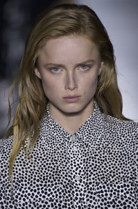 givenchy-clpa-rs18-5667.thumb.jpg.7845284d1c4811aa0b8778d4a2f73304.jpg