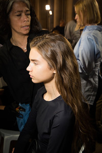 givenchy_backstage_38813955_683x.jpg