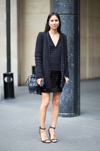 hbz-street-style-couture-pfw2014-14-sm.jpg