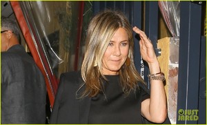 jennifer-aniston-sandra-bullock-dinner-04.jpg