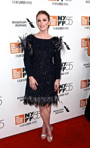 julianne-moore-wonderstruck-premiere-at-the-55th-new-york-film-festival-10717-15.jpg