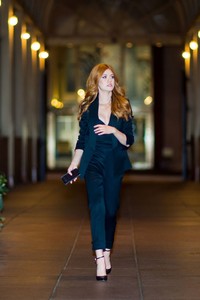 katherine-mcnamara-style-midtown-new-york-city-10-07-2017-1.thumb.jpg.742843db4d2c48d5d2a66614633fe31f.jpg