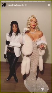 kim-kardashian-kourtney-kardashian-michael-jackson-madonna-01.jpg