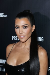 kourtney-kardashian-prettylittlething-by-kourtney-kardashian-launch-in-west-hollywood-10.jpg