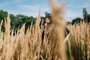 kristen-stewart-nature-in-winnipeg-photoshoot-2017-0.thumb.jpg.4a3776fcfaca74a58fa1b744b1fbf2bc.jpg