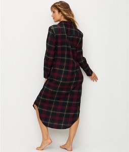 lau8101432_maroonplaid_bv.jpg