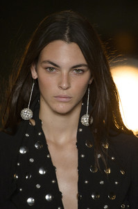 marant-clpa-rs18-9854.thumb.jpg.14b9696c039572851ffd3b76e14c209d.jpg