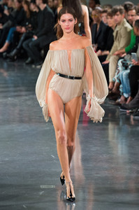 mugler-rs18-0588.thumb.jpg.6085428c01fe4fbb0d1e0b962ff7351d.jpg