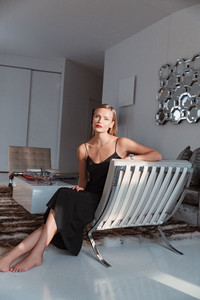 natasha-poly-model-beauty-6.thumb.jpg.bcb51879bec8f9e9a0284035d552f921.jpg