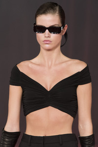 off-white-clp-rs18-4250.thumb.jpg.569a901aecb0d510785b1e1b2da7074a.jpg