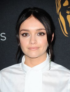 olivia-cooke-36.jpg