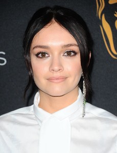 olivia-cooke-37.jpg