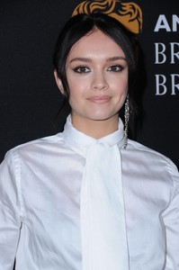 olivia-cooke-48.jpg