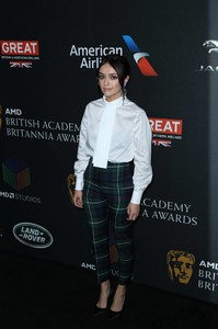 olivia-cooke-7.jpg