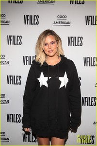 pregnant-khloe-kardashian-attends-two-events-in-nyc-08.jpg