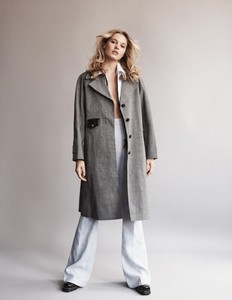 resized-16.thumb.jpg.9a9998e62a228c8bb4fb4d5fee194ef4.jpg