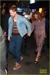 ryan-gosling-eva-mendes-rare-appearance-out-01.jpg