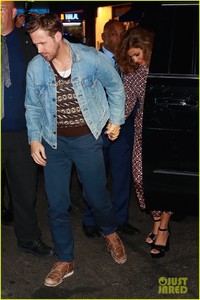 ryan-gosling-eva-mendes-rare-appearance-out-04.jpg