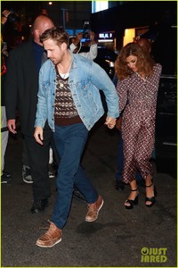 ryan-gosling-eva-mendes-rare-appearance-out-09.jpg