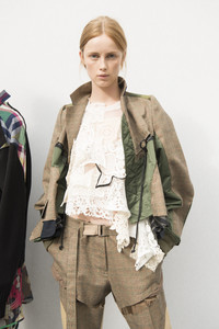 sacai-bks-v-rs18-1619.thumb.jpg.05645ca024e20024c663984efa6dba65.jpg