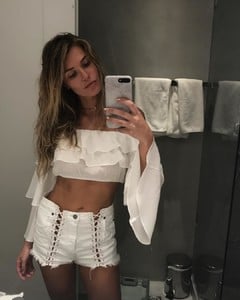 samanthahoopes_20171022101852.thumb.jpg.c60797252cb388b7d0016a9e02b7b006.jpg