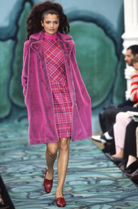 todd-oldham-fw-1996-3.thumb.jpg.1c53ee555743699a88afdd3b97434bf6.jpg