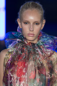 ungaro-clpa-rs18-1318.thumb.jpg.2194c5523c9d93e982fb30bf3e34e13e.jpg