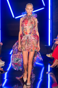 ungaro-rs18-0416.thumb.jpg.66ca420e063c659d06b94be89d55444b.jpg