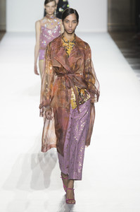 van-noten-rs18-0604.thumb.jpg.42c94d89250c6d6c4db4b7b9d5ec7793.jpg