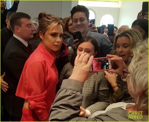 victoria-beckham-ireland-07.jpg