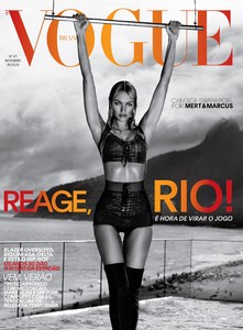 vogue-novembro-2017-capa.thumb.jpg.84290943556ec75e69062f98e0890b5b.jpg