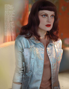 vogue-uk-2013-04-apr-2231.thumb.png.9ce6a04347e7bfbdfd65b5e48ac53c6f.png