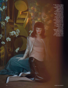 vogue-uk-2013-04-apr-2241.thumb.png.39b0530eac5ac1787a1470ae4768764f.png