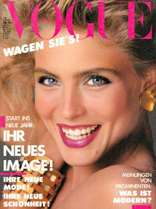 vogue_de_01_85_v1000x1500.thumb.jpg.8fa1c9689e1e600277217b7e4c0cec58.jpg