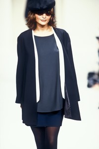 0_cerruti-fw-1994-1_html.thumb.JPEG.c273af03b16e703c4ffcdff595ff81e9.JPEG
