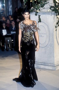 0_christian-dior-hc-ss-1997-1_html.thumb.JPEG.453683b35675f9562cd5ff332ed6e22e.JPEG