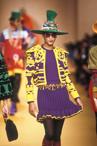 0_christian-lacroix-fw-1988-1_html.thumb.JPEG.579b2aebd720910fcf7640e8c5343342.JPEG