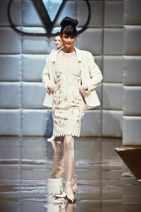 0_valentino-hc-fw-1995-1_html.thumb.JPEG.e7d2d9ef986503159028322802bdc916.JPEG