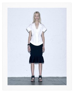 12-Alexander-Wang-Resort-18.thumb.jpg.2ee56eaaa6206d97f027d973cf91c5ad.jpg