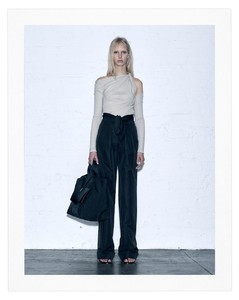 14-Alexander-Wang-Resort-18.thumb.jpg.d9a0309781b27c1c7ade2125cef87c07.jpg