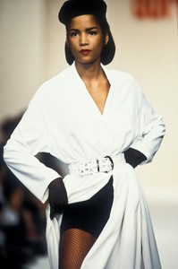 1_dorothee-bis-ss-1992-2_html.thumb.JPEG.9b973609fe65be9fc242b598ed83d128.JPEG