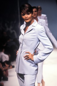 1_herve-leger-ss-1995-2_html.thumb.JPEG.7b75db73651d31450f043b6e87a280e1.JPEG