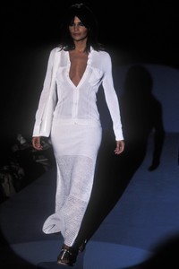 2_gucci-ss-1996-3_html.thumb.JPEG.70a8c3ea5961dd0f9a465d741b33f60d.JPEG