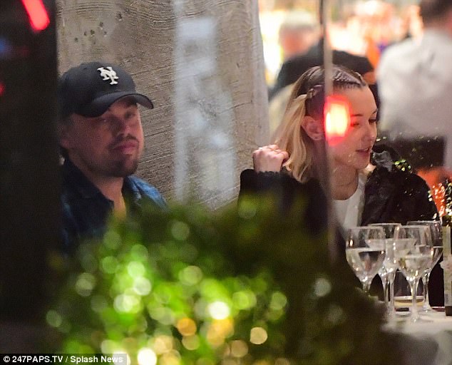 http://www.dailymail.co.uk/tvshowbiz/article-5093589/Leonardo-DiCaprio-enjo...