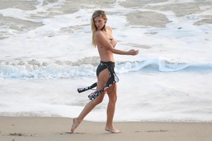 55804109__hqcelebcorner-net__076.jpg