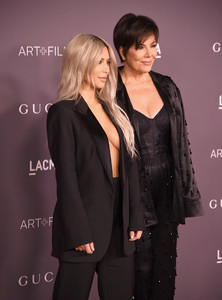 55979608_kim-kardashian-2017-lacma-art-film-gala-honoring-fvkbji_u8erx.jpg