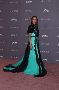 56030809_kerry-washington-12.jpg