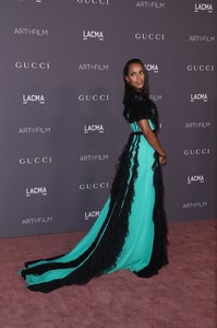 56030825_kerry-washington-13.jpg
