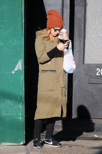 56626005_kate-mara-1.jpg